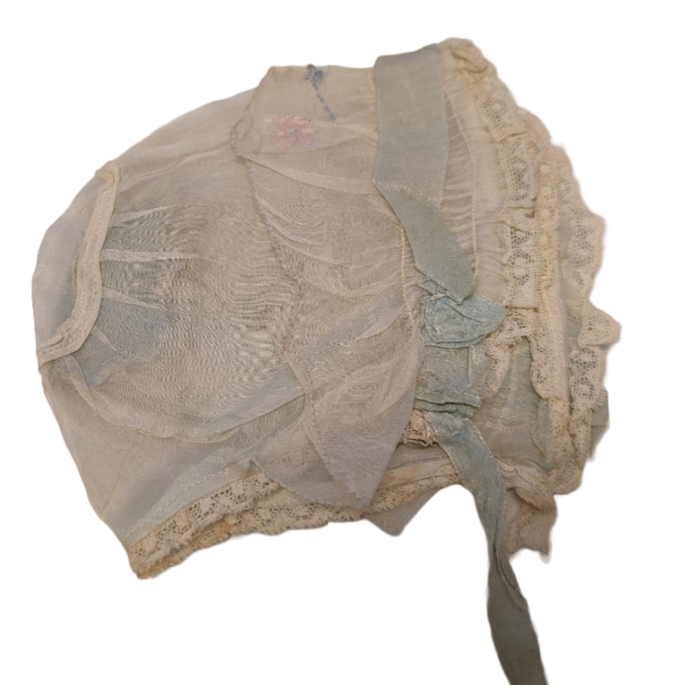 TRUE VINTAGE Lace Childrens Bonnet Authentic Silk Heirloom Hat Rare Cream Blue - Picture 9 of 12